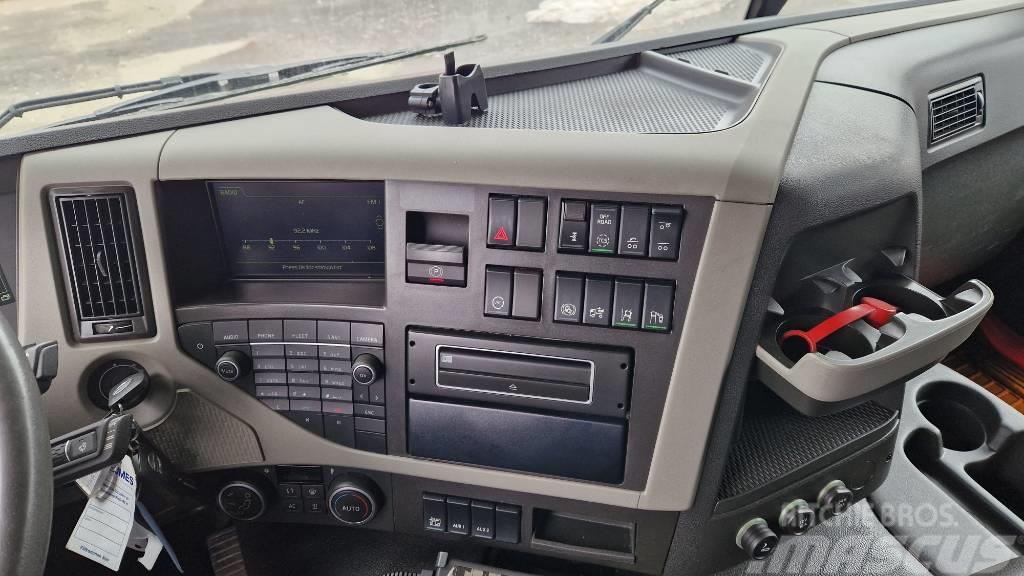 Volvo FM420 6X2*4 PK12502 Camiones portamaquinaria