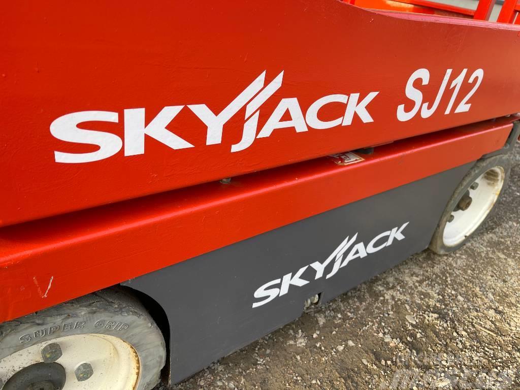 SkyJack SJ 12 Pelarlift Plataformas tijera