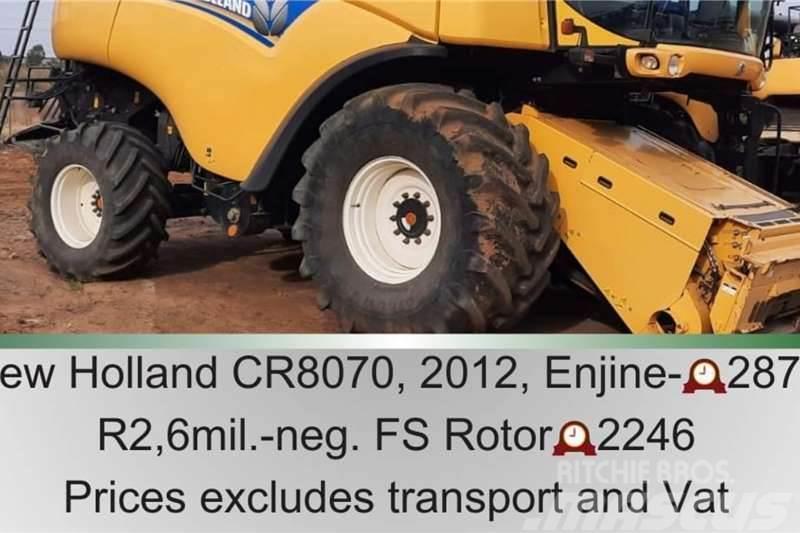 New Holland CR 8070 - 2246 rotor hours Otros camiones
