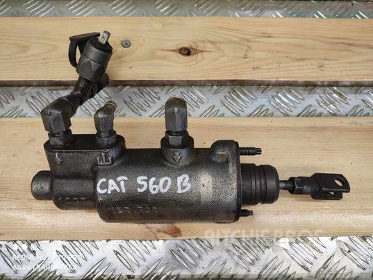 CAT TH 560B brake pump Frenos