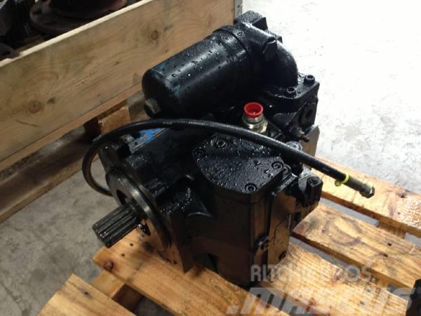 John Deere 1470D Trans pump F062534 Hidráulicos