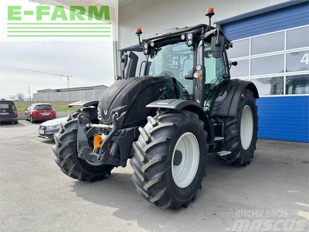 Valtra n175 direct Tractores