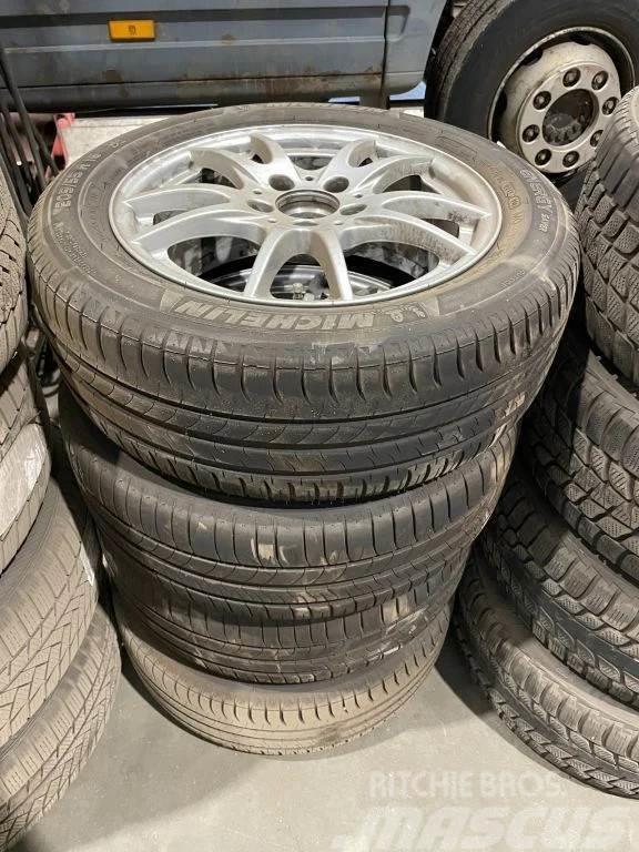 Michelin *205/55 R16 Neumáticos, ruedas y llantas