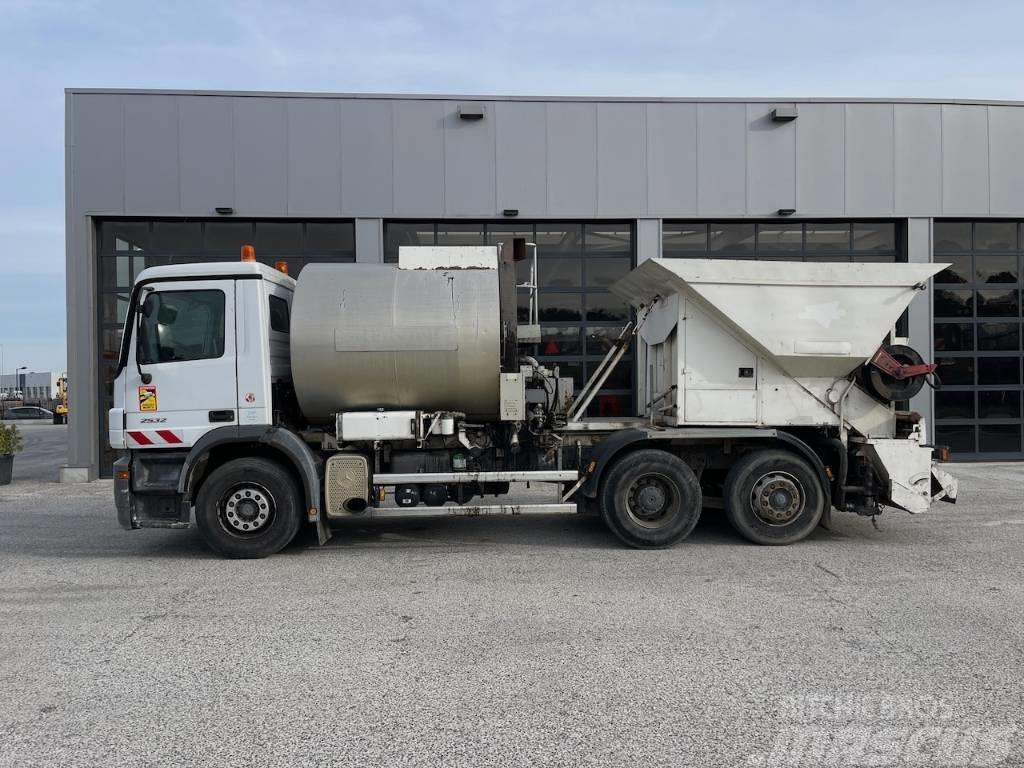 Mercedes-Benz Actros 2532 Bitumen splitter / spray truck Pulverizador de asfalto