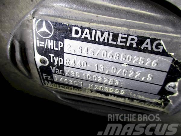 Mercedes-Benz R440-13,0/C22.5 Ejes
