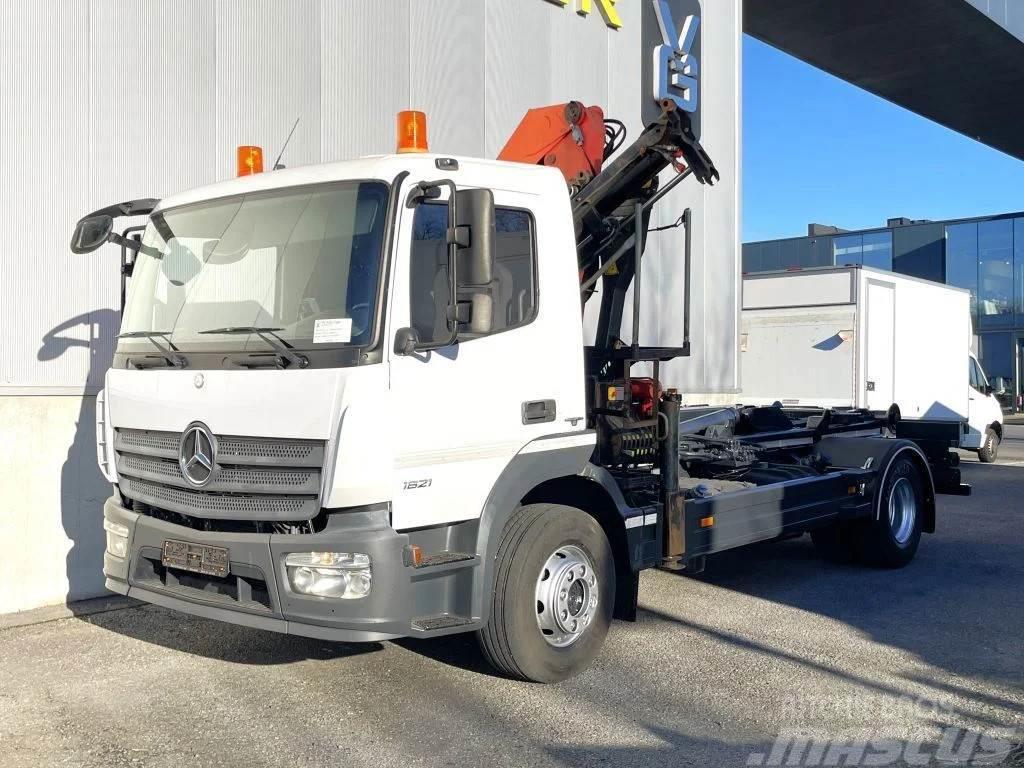 Mercedes-Benz Atego 1621 *Palfinger kraan*Containersysteem*lucht Camiones polibrazo