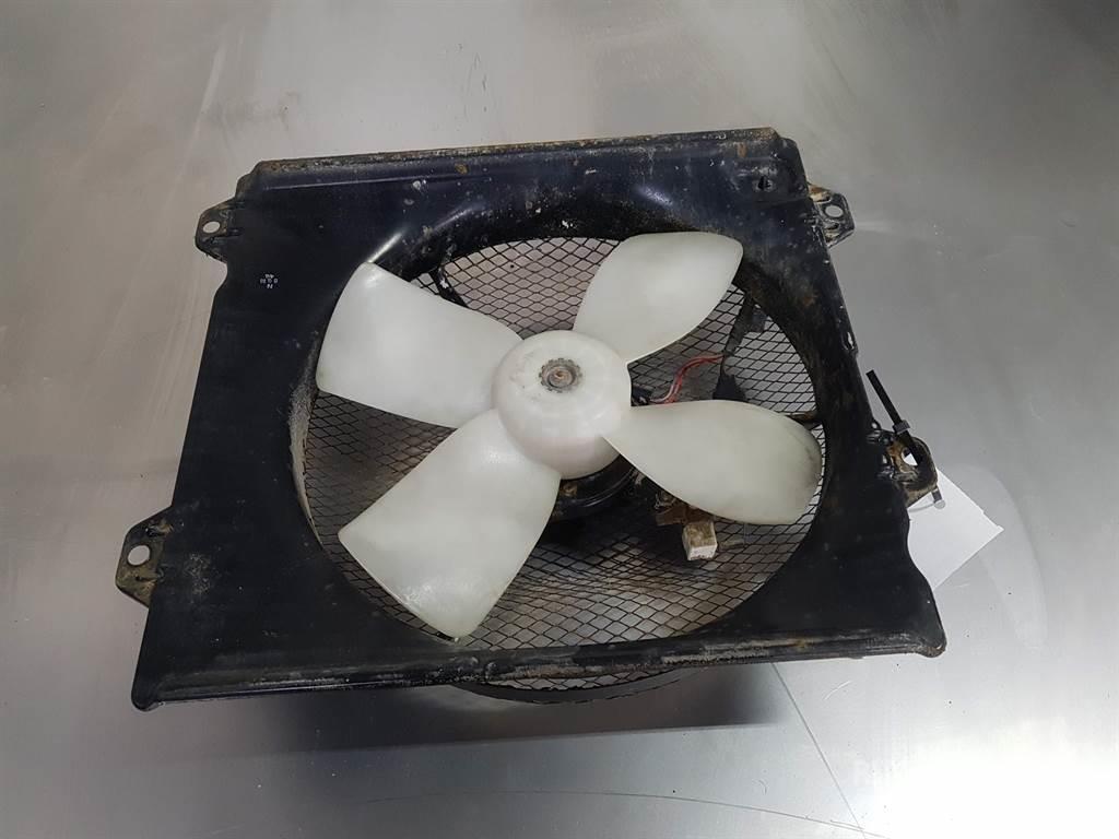 Komatsu WA 320 - 5H - Cooler fan/Kühlerlüfter/Koelvin Hidráulicos