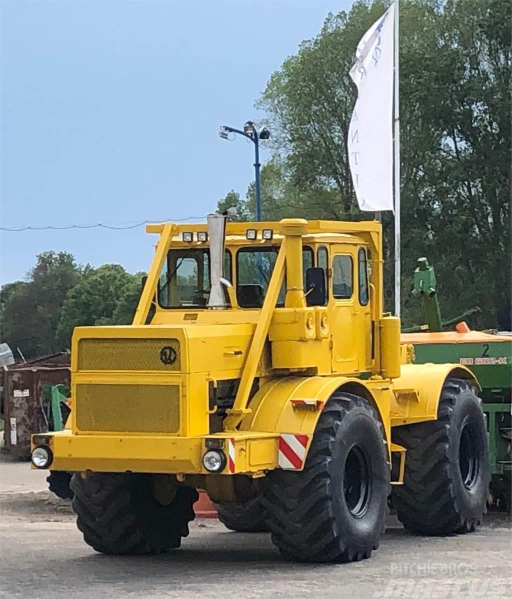 Kirovets K 700 A Tractores