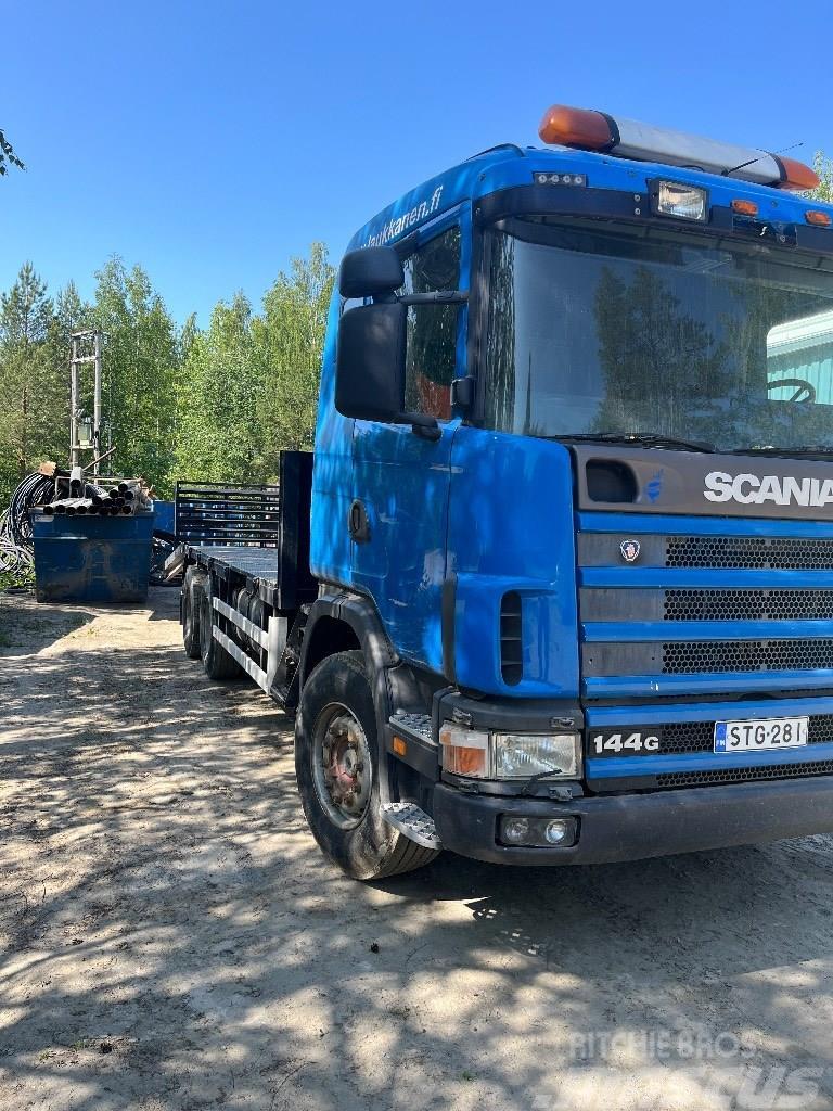 Scania koneenkuljetusauto 144 G Otros camiones