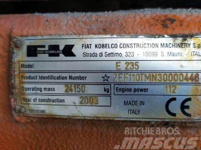 Fiat-Kobelco E 235 Excavadoras de cadenas