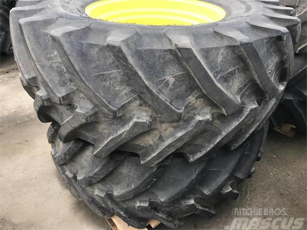 John Deere 600/70R30 Neumáticos, ruedas y llantas