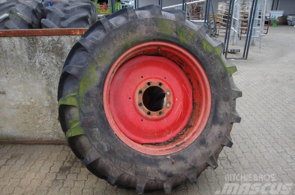 Vredestein 480/70 R 34 traction zonder velg Neumáticos, ruedas y llantas