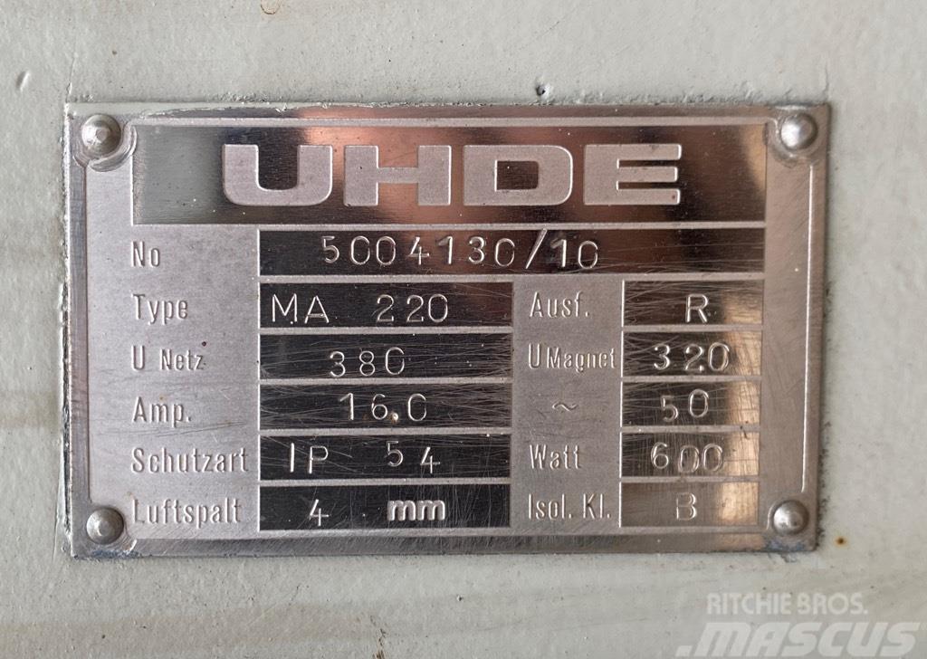  UHDE 1300 x 650 (600) Alimentadores