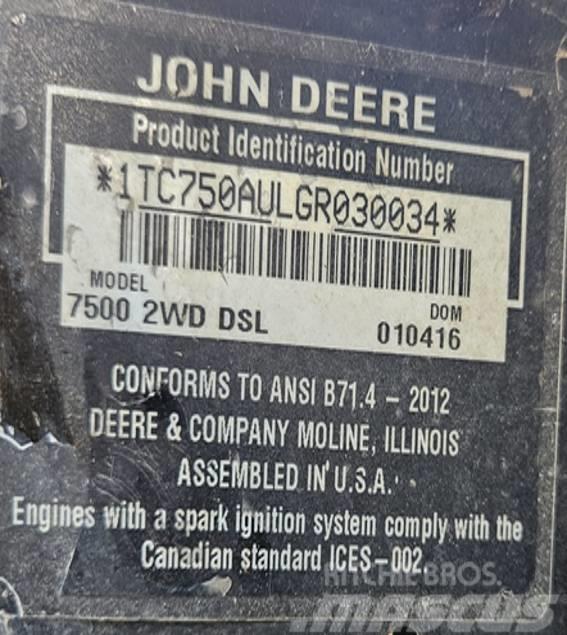 John Deere 7500 A Tractores corta-césped