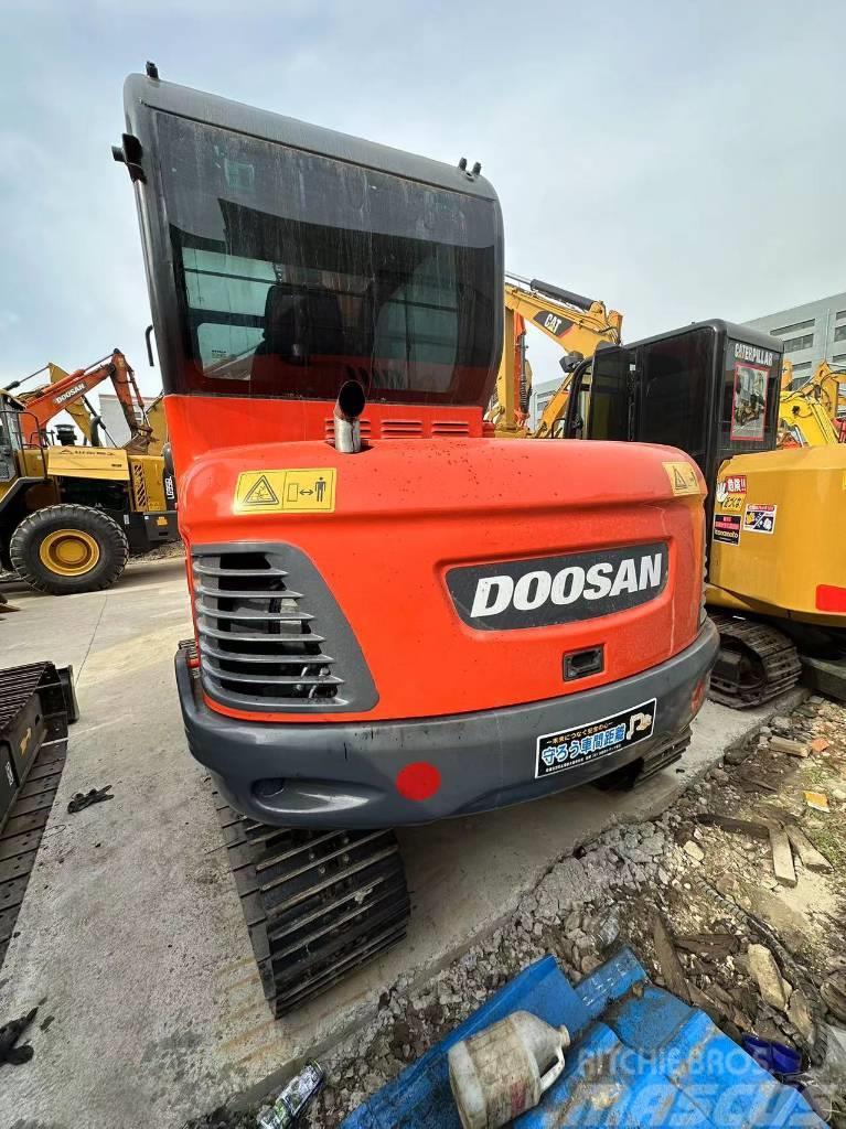 Daewoo Doosan 55 Excavadoras de cadenas