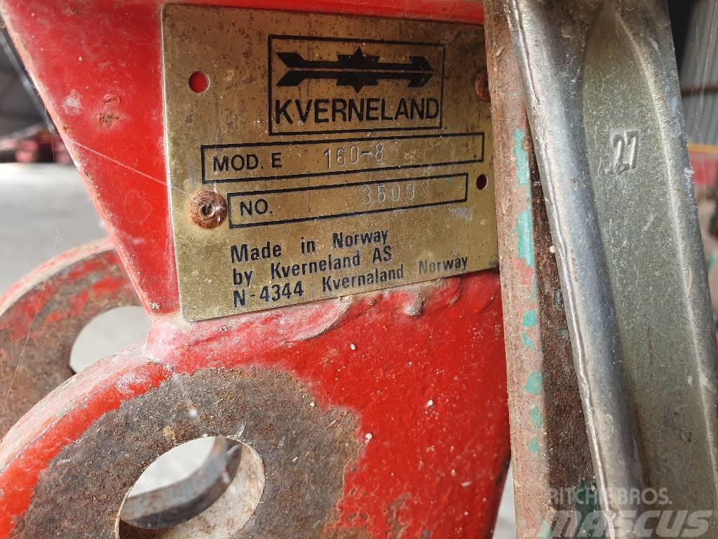 Kverneland E160 Arados reversibles suspendidos