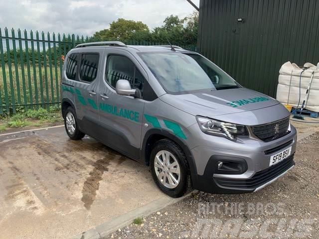 Peugeot Rifter WAV Ambulancias
