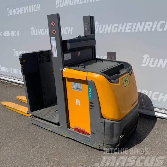 Jungheinrich EKS 110 Z Recogepedidos de media altura