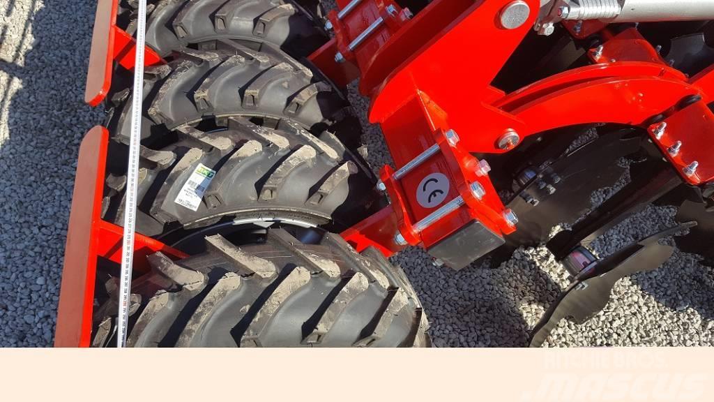 Grano System SHOP  4,0m disc harrow tires roller / Gradas