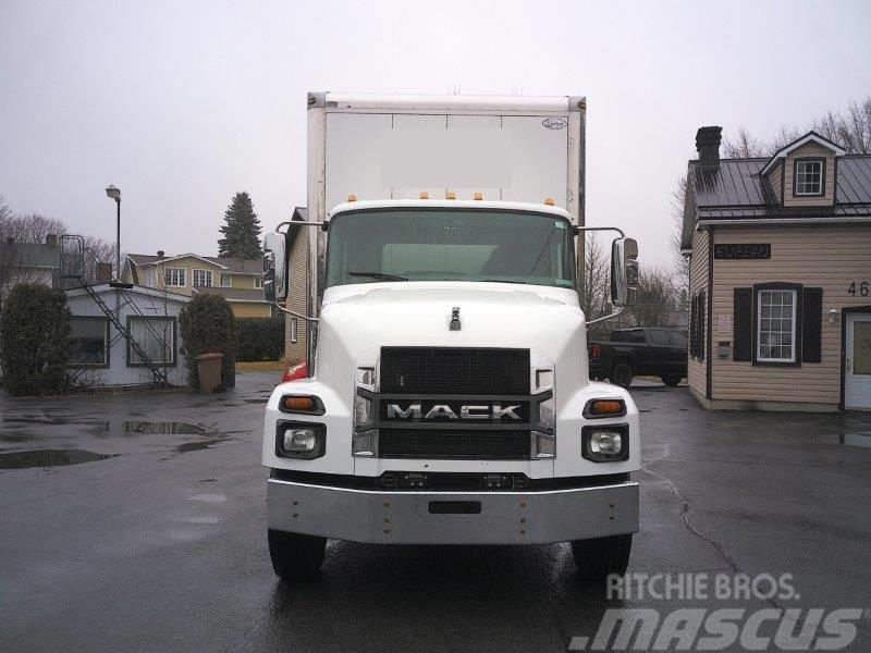 Mack MD 6 Otros camiones