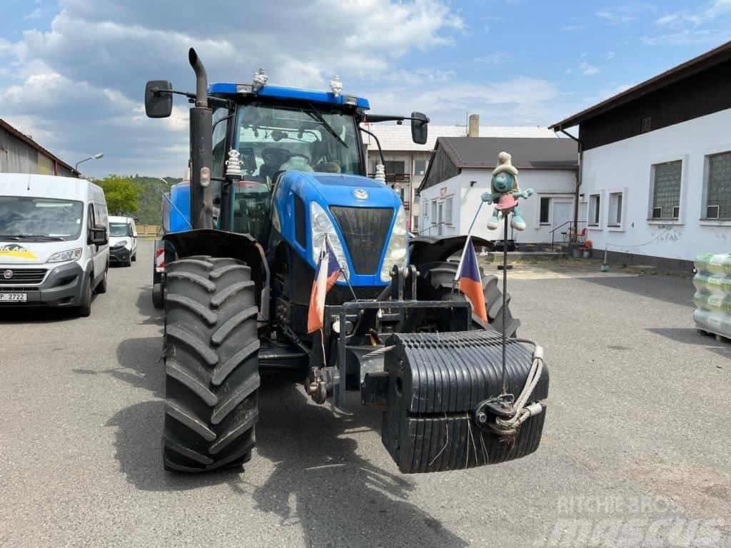 New Holland T 7050 Tractores