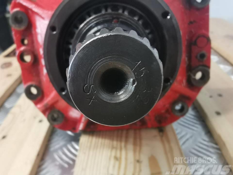 Manitou MLT 626 {Carraro front differential Ejes