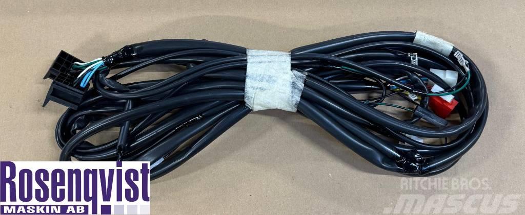 Fiat NARROW CAB Cable harness 5160400 used Electrónicos