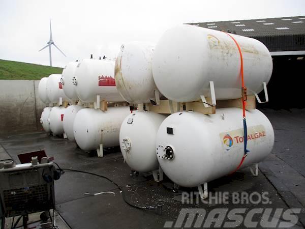 LPG GAS GASTANK 2700 LITER Semirremolques cisterna