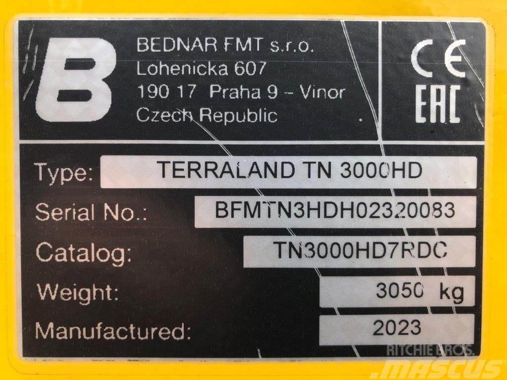 Bednar TERRALAND TN 3000 HD7R Cultivadores