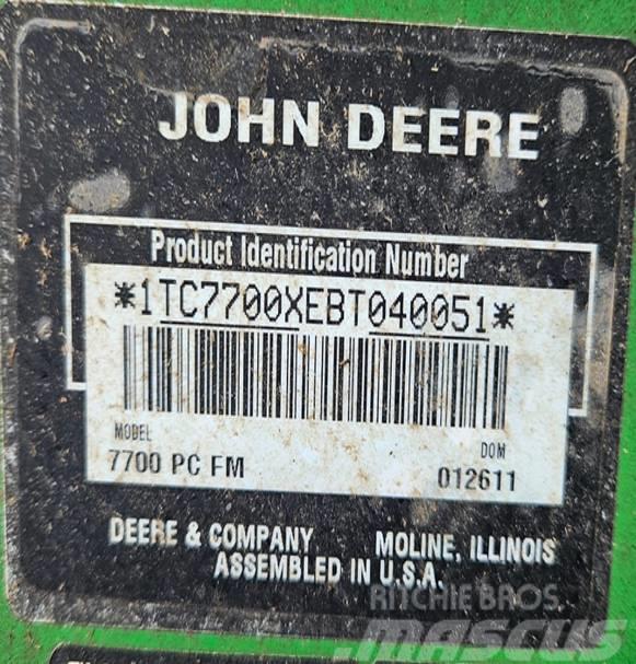 John Deere 7700 Tractores corta-césped