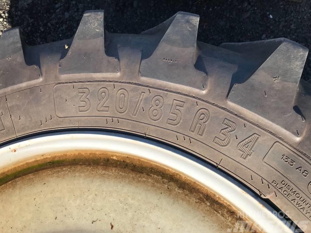  Misc Row Crop Welded Neumáticos, ruedas y llantas