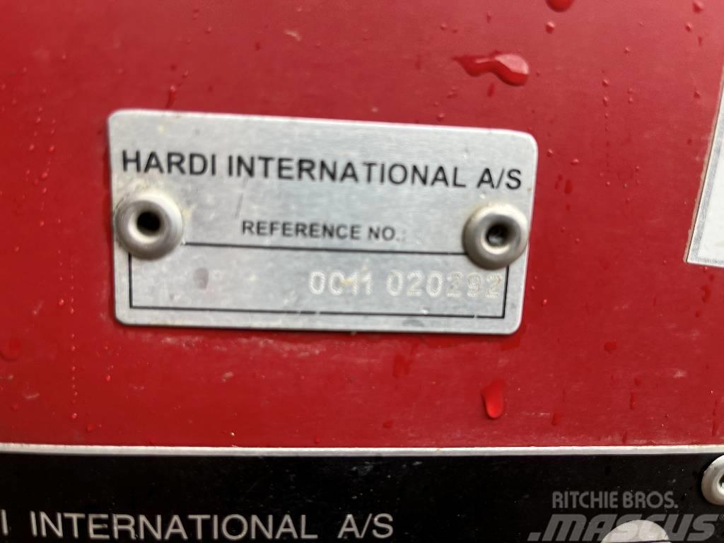 Hardi Commander 3200 Dismantled: only spare parts Pulverizadores arrastrados