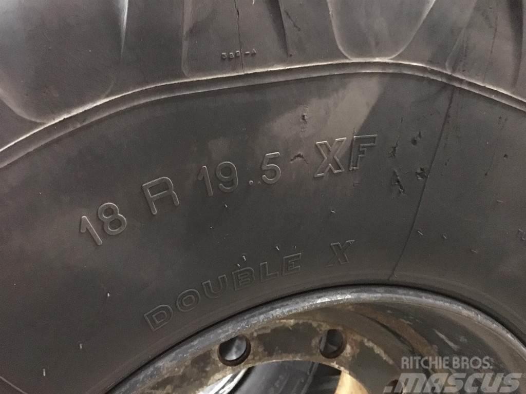 JCB 18 R 19.5 XF tyres Neumáticos, ruedas y llantas
