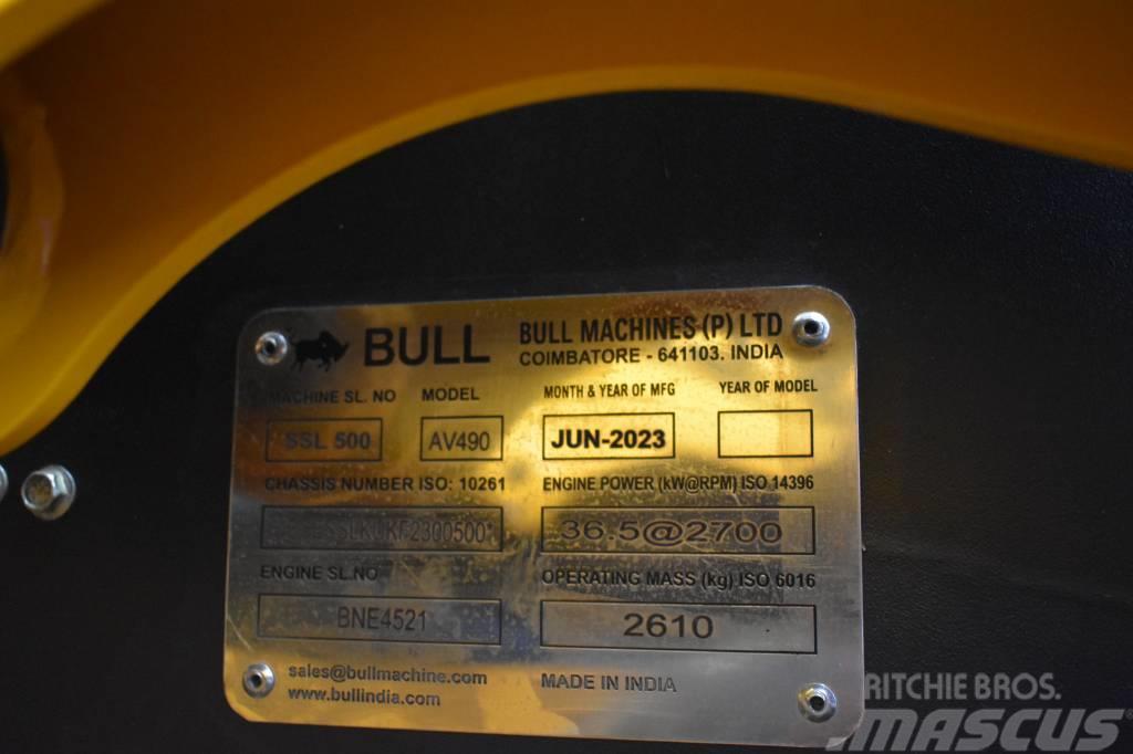  BULL AV 490 Minicargadoras
