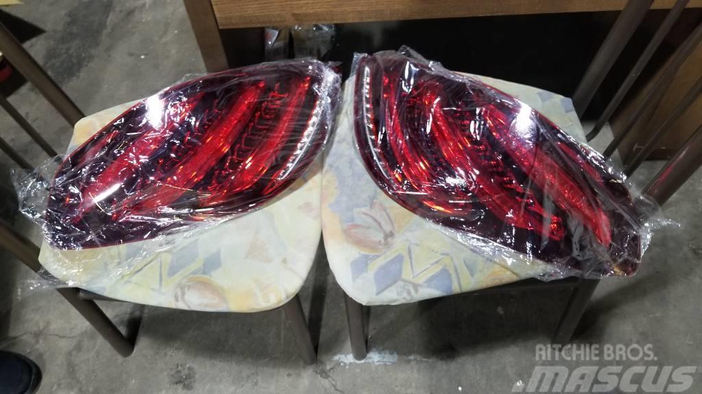 Mercedes-Benz S-Class W222 Taillights Frenos
