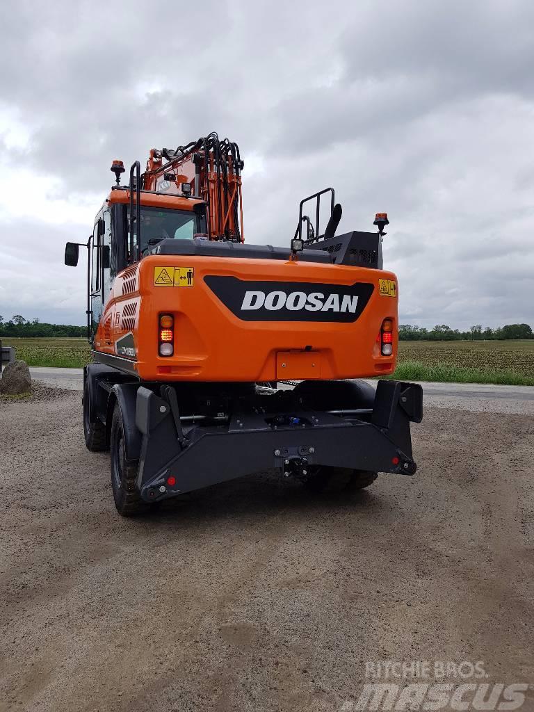 Doosan DX 160 W -5 , Uthyres Excavadoras de ruedas