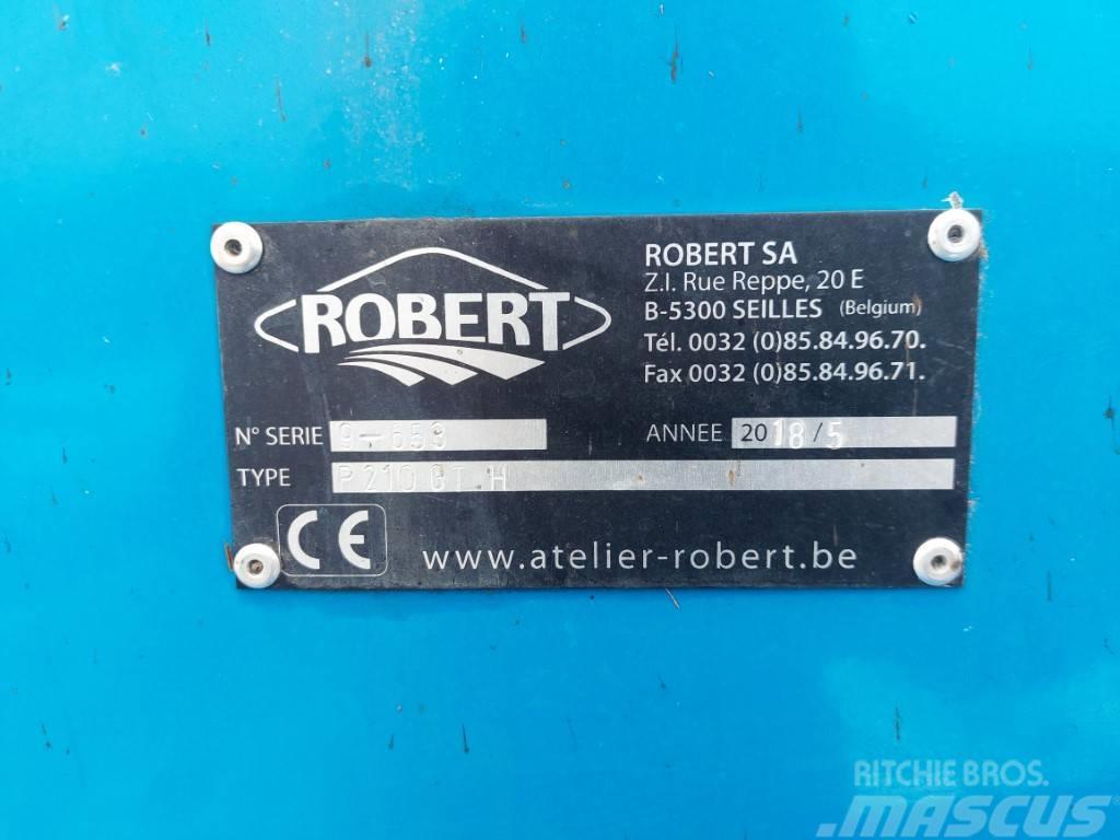 Robert P210GT-H Desmenuzadoras, cortadoras y desenrolladoras de pacas