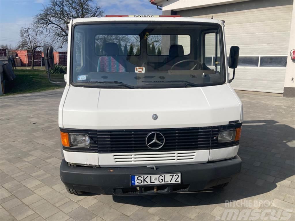 Mercedes-Benz ATEGO 611D Camiones chasis