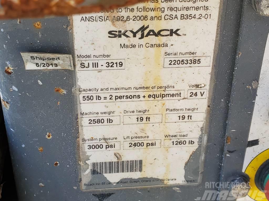 SkyJack SJIII-3219 Plataformas tijera