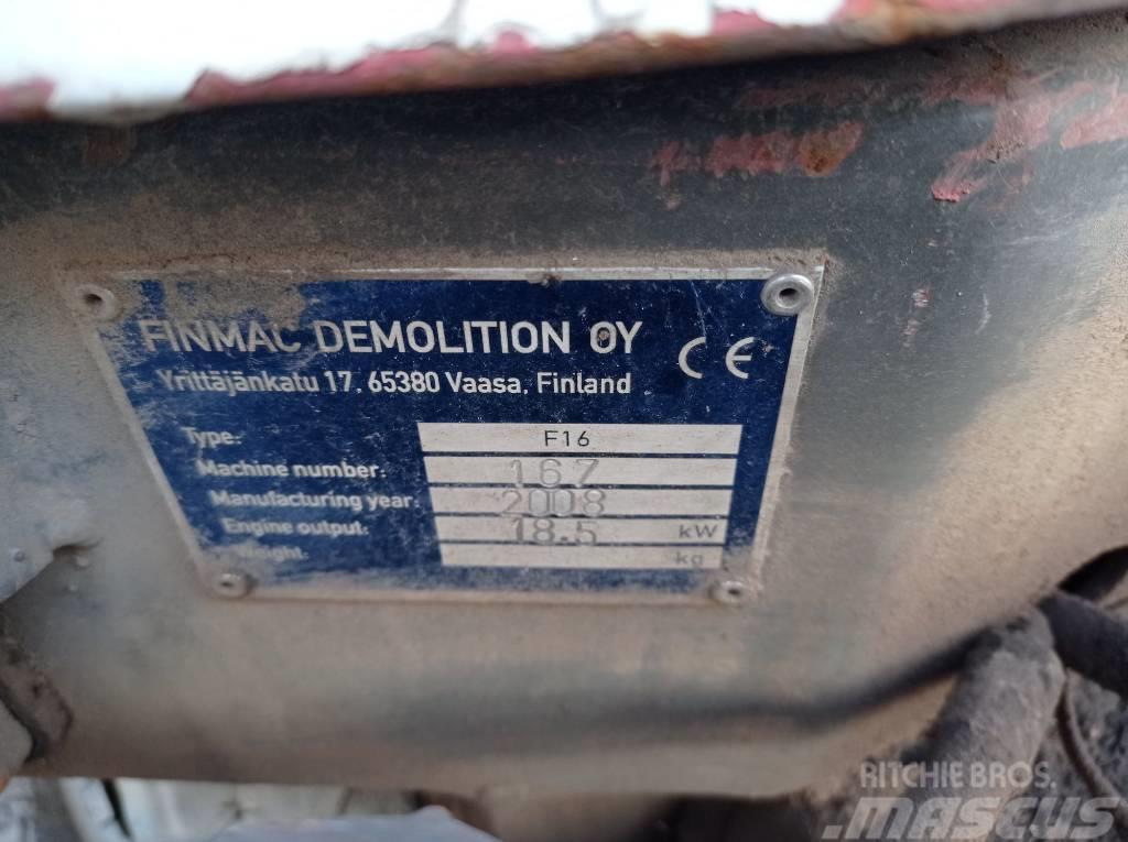  Finmac F16 Excavadoras de demolición