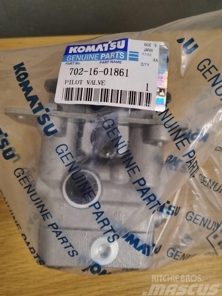 Komatsu pc450-8  Foot valve assembly travel valve Retroexcavadoras