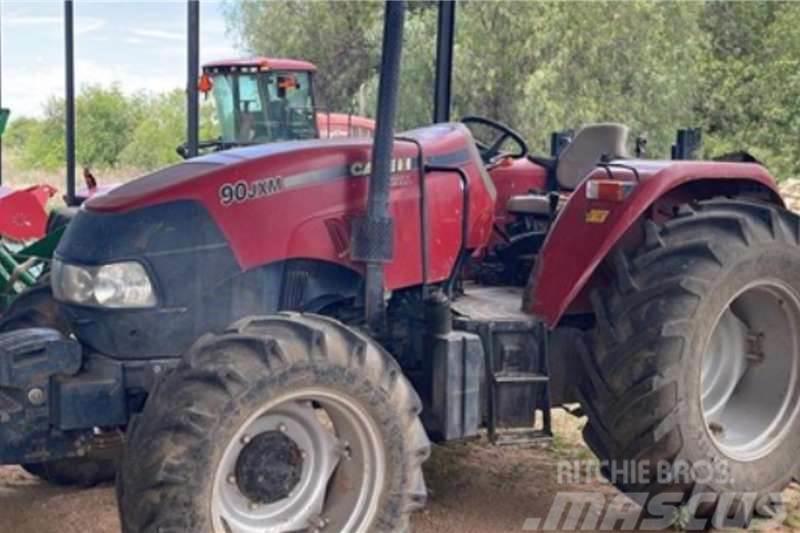Case IH Farmall 90JXM Tractores