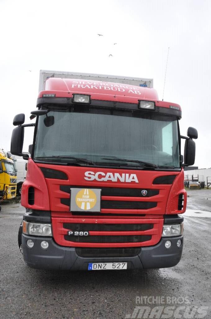 Scania P230 4X2 Camiones caja cerrada
