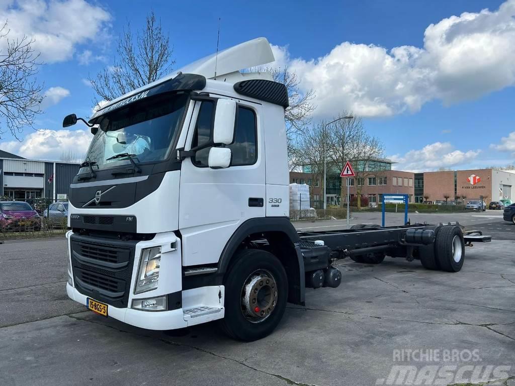 Volvo FM 330 4X2 EURO 6 CHASSIS + DHOLLANDIA Camiones chasis