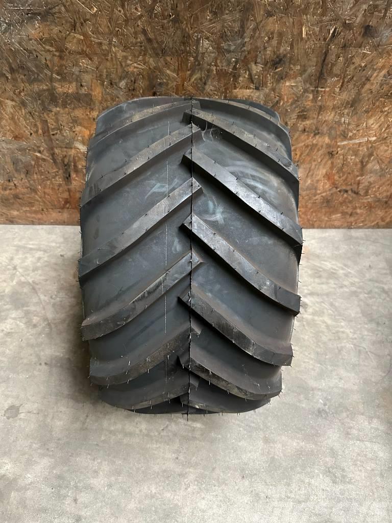 BKT 31x15.5-15 Neumáticos, ruedas y llantas