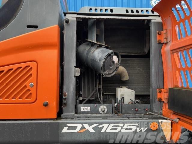 Doosan DX 165 W-5 Excavadoras de ruedas