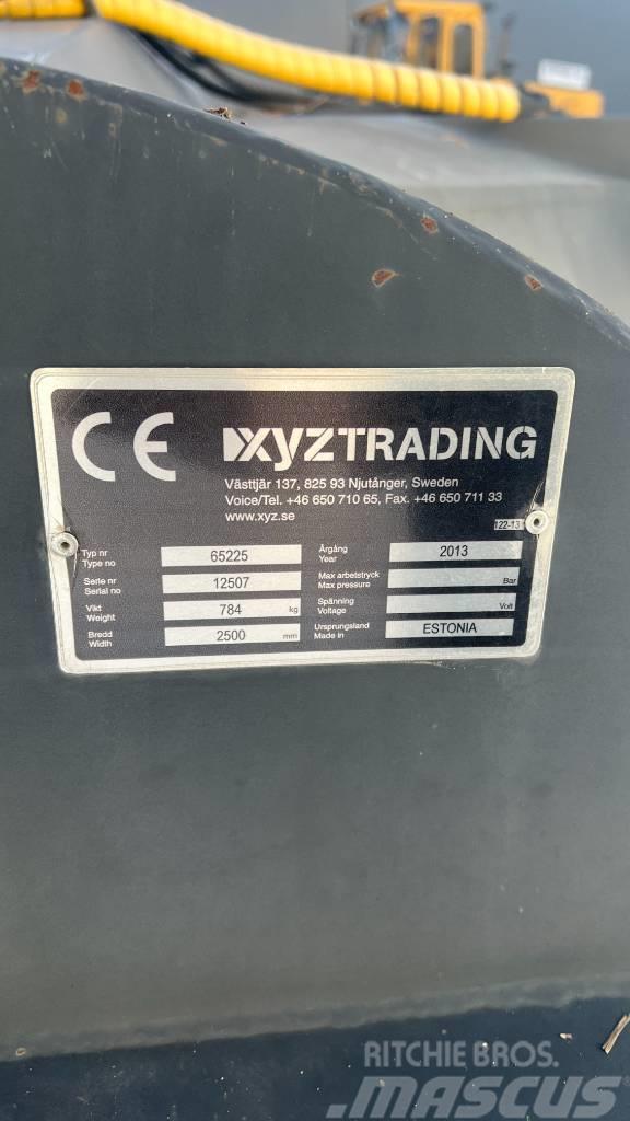 XYZ Premium 2500 Snöslunga Fresadoras quitanieves