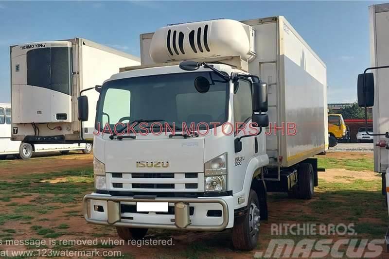 Isuzu FSR800, WITH INSULATED BODY AND TRANSFRIG MT350 Otros camiones