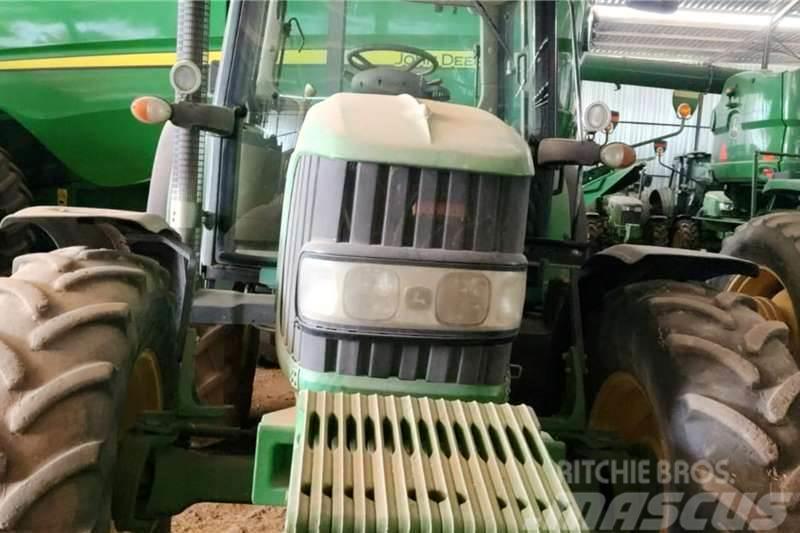 John Deere 6330 Tractores