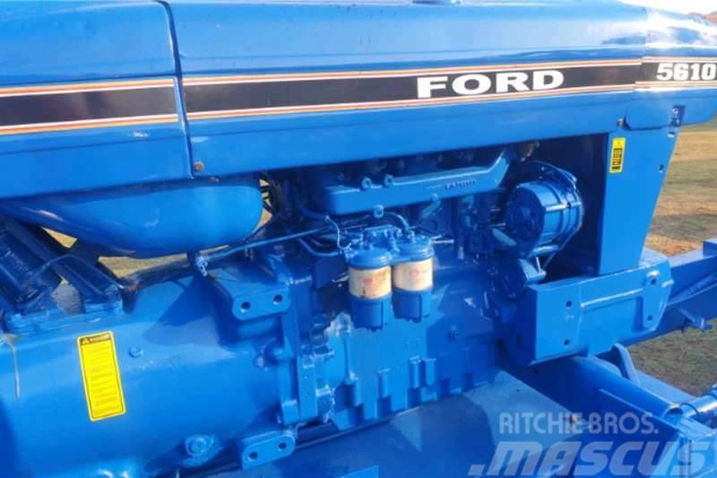 Ford 5610 ZONE CRANE Tractores